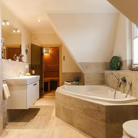 Home, Lomba Da Fazenda, Sao Miguel, Azores * Conceicao (Sao Miguel)