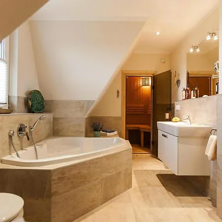 Home, Lomba Da Fazenda, Sao Miguel, Azores * Conceicao (Sao Miguel)