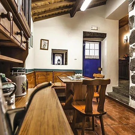 Home, Lomba Da Fazenda, Sao Miguel, Azores Conceicao (Sao Miguel)